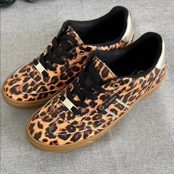GBG Los Angeles GGOFLIP-R Leopard Print Sneakers nwot - Picture 11 of 11